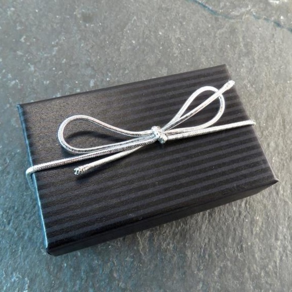 Tiny Star Hoop Earrings - Sleeper Hoops - 925 Sterling Silver Stud Earrings NWT - Picture 5 of 5